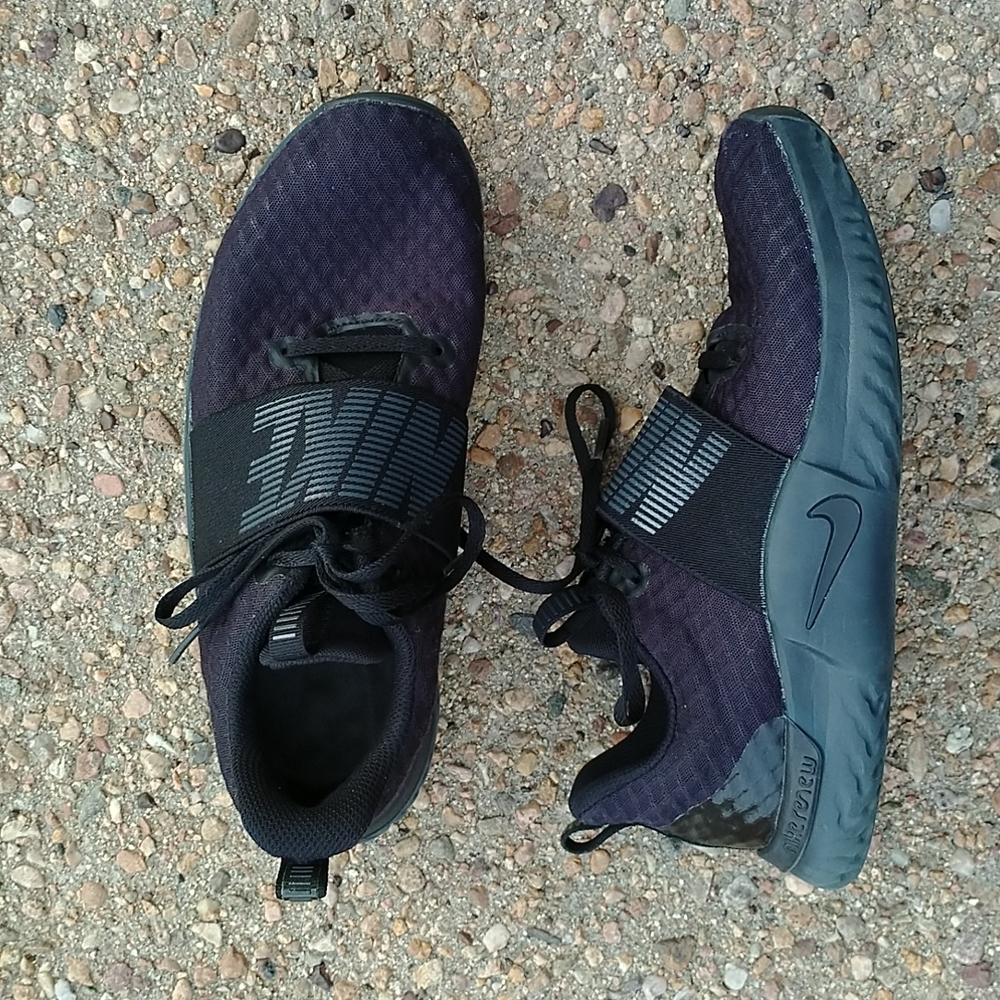 Nike renew black athletic sneakers running shoes women's 7.5 - Picture 6 of 10